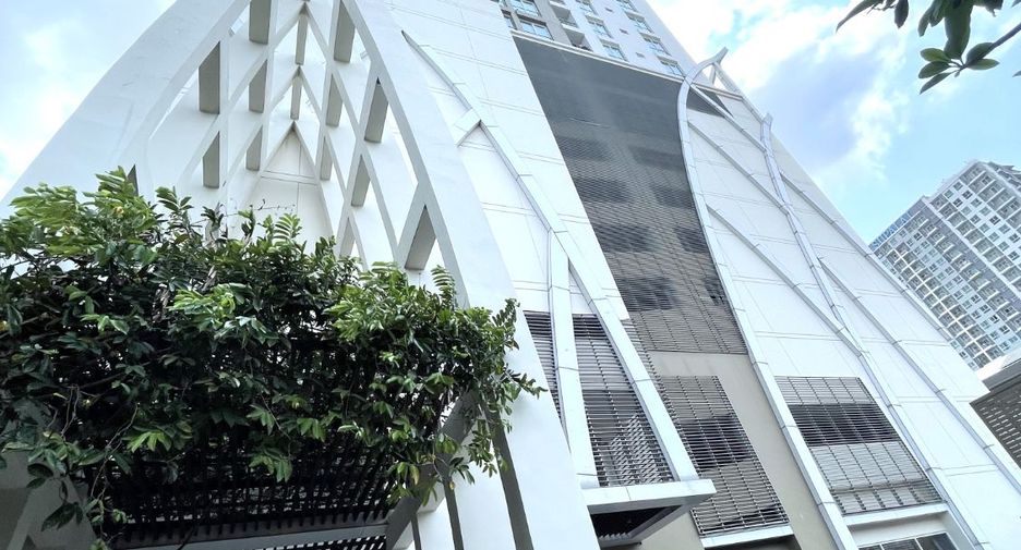 Condo en venta de 2 habitaciones en Yan Nawa, Bangkok
