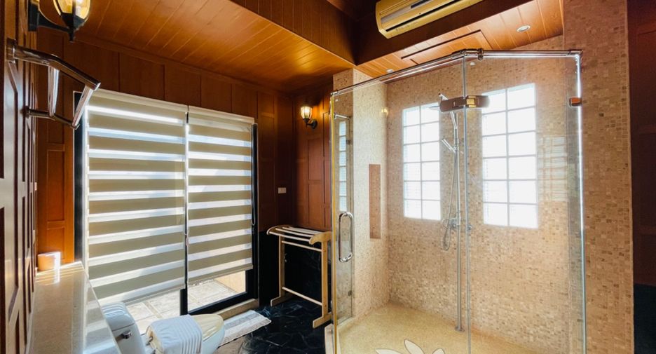 For rent 5 ベッドルーム villa in Bang Lamung, Chonburi