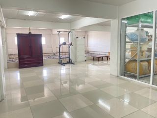 For sale 4 bed retail Space in Lam Luk Ka, Pathum Thani