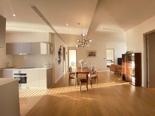 Condo en venta de 3 habitaciones en Khlong San, Bangkok