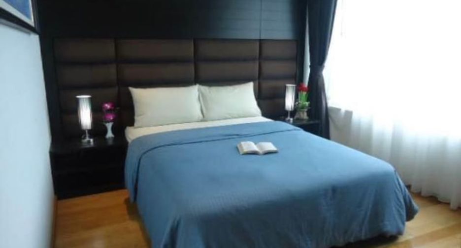 For rent そして for sale 2 ベッドルーム condo in Khlong Toei, Bangkok