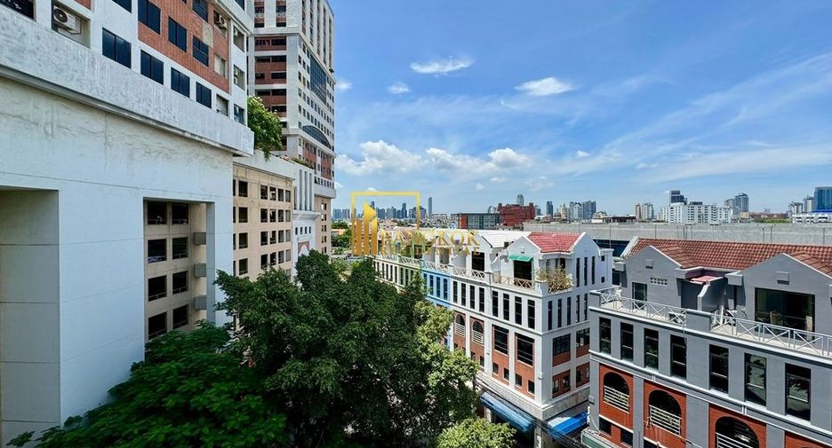 Apartamento en alquiler de 3 habitaciones en Watthana, Bangkok