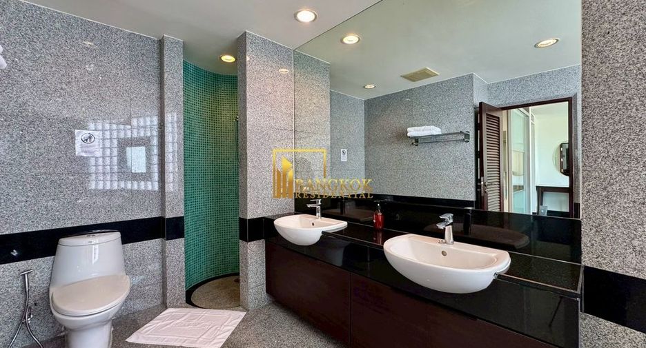 Apartamento en alquiler de 3 habitaciones en Watthana, Bangkok