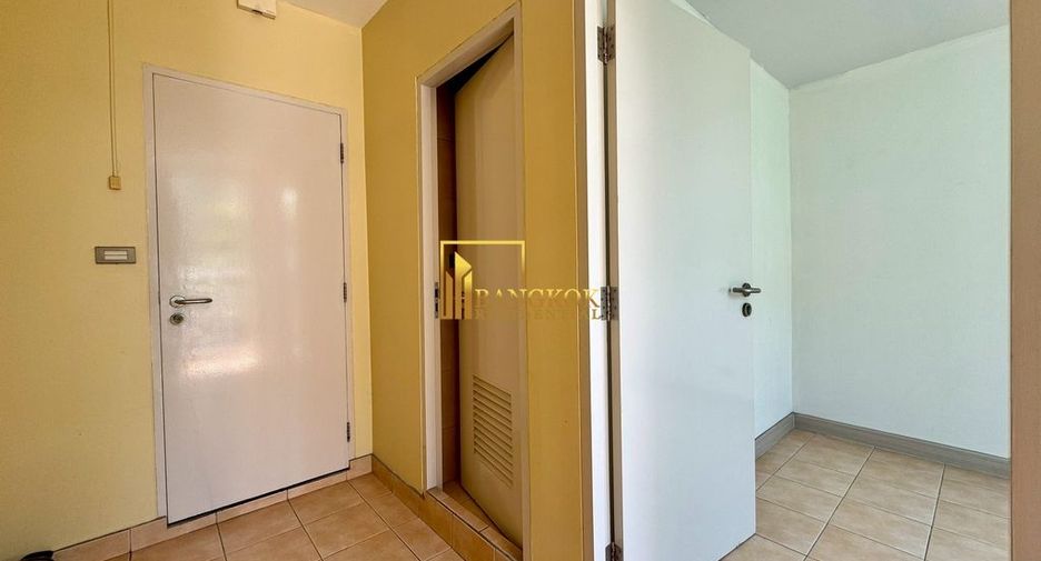 Apartamento en alquiler de 3 habitaciones en Watthana, Bangkok
