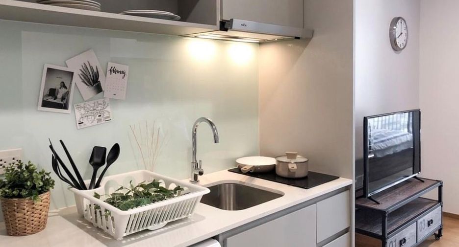 Condo en alquiler de 2 habitaciones en Sathon, Bangkok