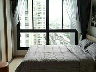 For sale 1 bed condo in Thon Buri, Bangkok