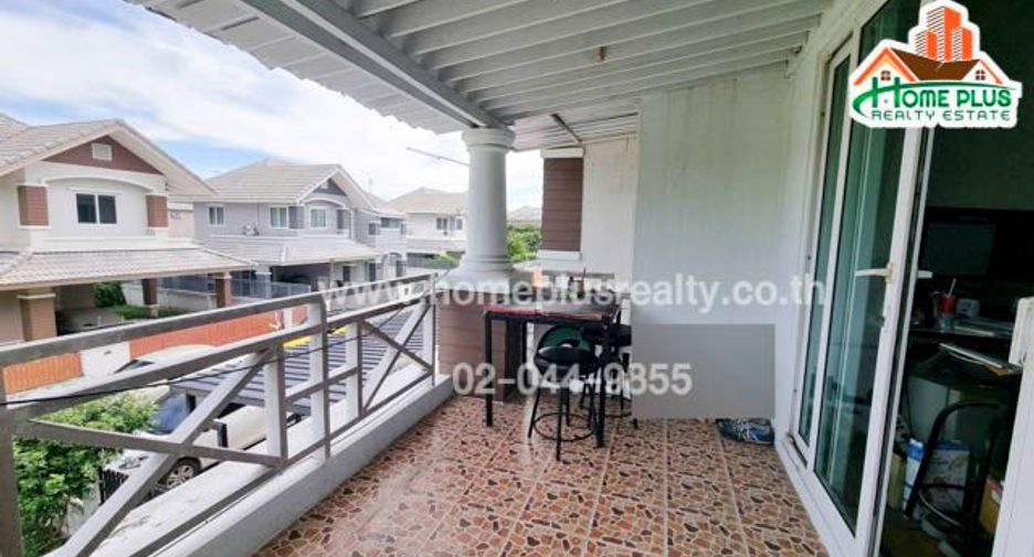 Haus zum Kauf mit 3 Zimmer in Lat Phrao, Bangkok