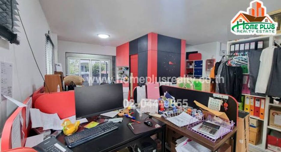 Haus zum Kauf mit 3 Zimmer in Lat Phrao, Bangkok