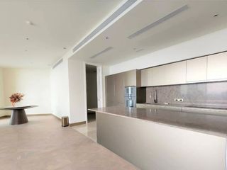 For sale 3 bed condo in Khlong San, Bangkok