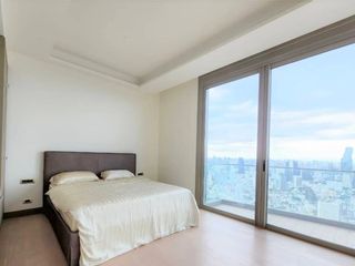 For sale 3 bed condo in Khlong San, Bangkok
