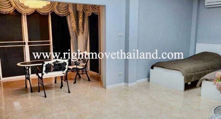 Haus zum Kauf mit 6 Zimmer in Bang Phli, Samut Prakan