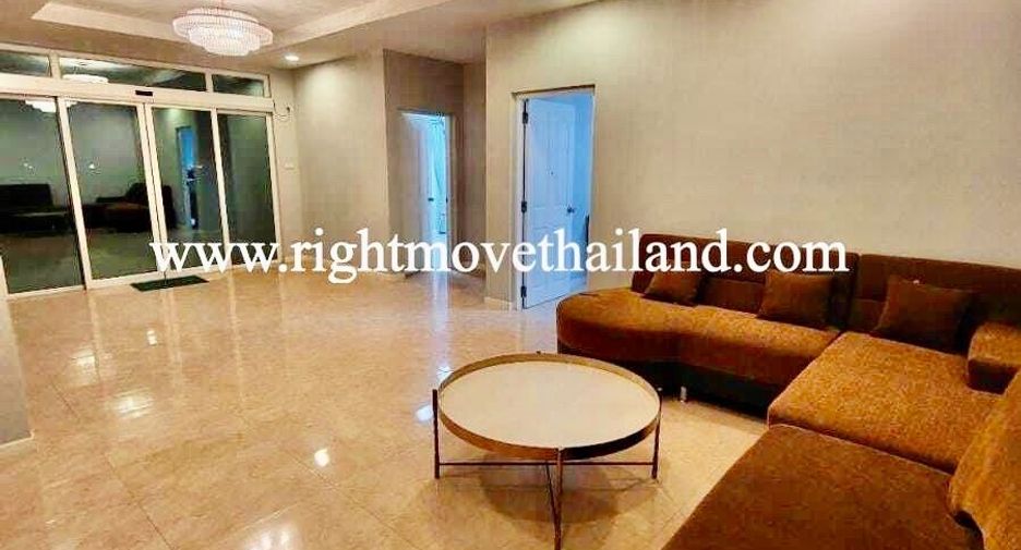 Haus zum Kauf mit 6 Zimmer in Bang Phli, Samut Prakan