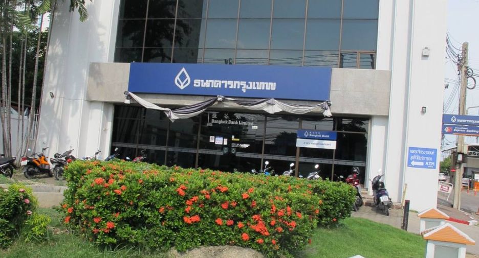 For sale 5 bedrooms house in Mueang Samut Prakan, Samut Prakan