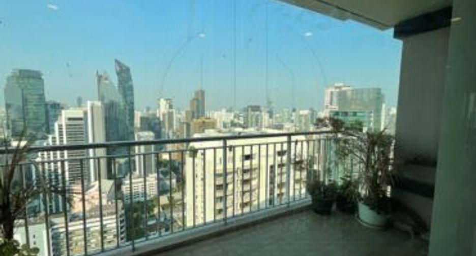For rent and for sale 4 bedrooms condo in Khlong Toei, Bangkok