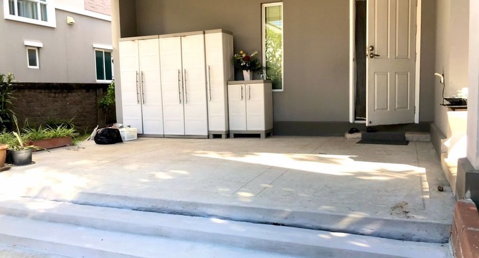 For sale 3 bedrooms house in Bang Phli, Samut Prakan