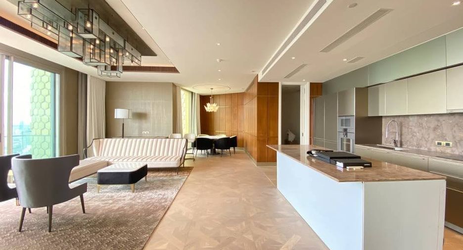 For sale 3 bed condo in Khlong San, Bangkok