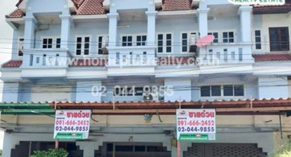 For sale 3 bed retail Space in Sattahip, Pattaya