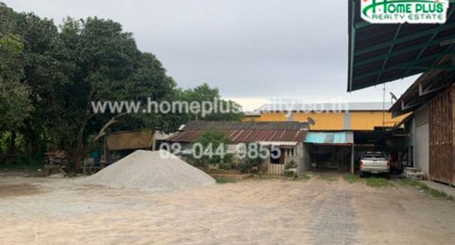 Продажа 3 спальни торговое помещение в Саттахип, Чонбури