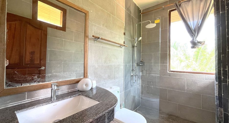 For sale 2 bedrooms villa in Mueang Krabi, Krabi