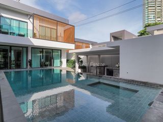 For sale 6 bed house in Bang Lamung, Chonburi