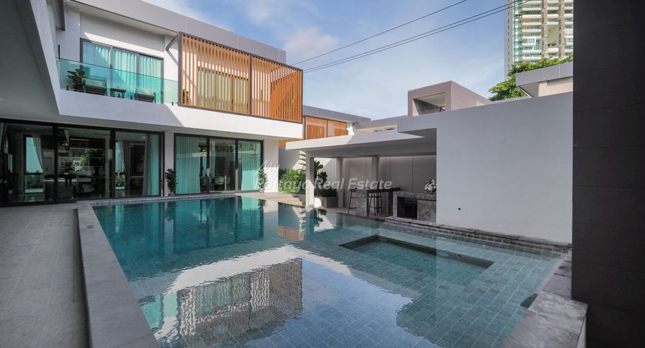For sale 6 bed house in Bang Lamung, Chonburi