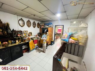 À vendre 2 chambres maison de ville à Phasi Charoen, Bangkok