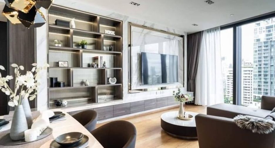 For rent 2 bedrooms condo in Khlong Toei, Bangkok