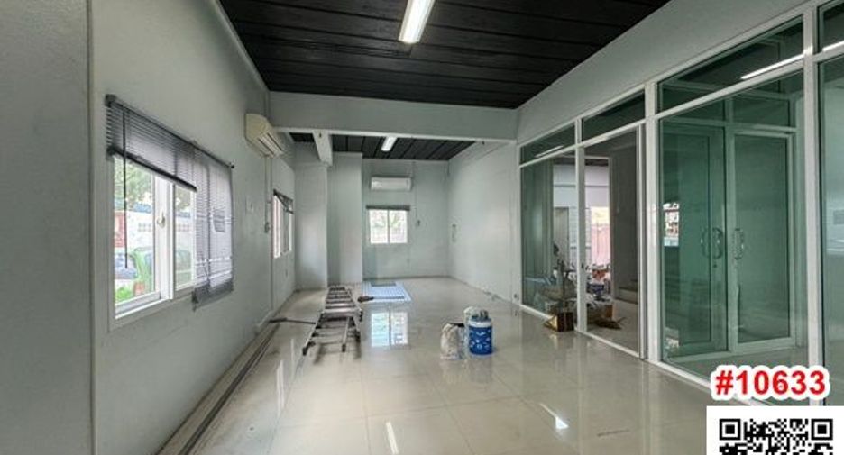 Oficina en alquiler en Phan Thong, Chonburi