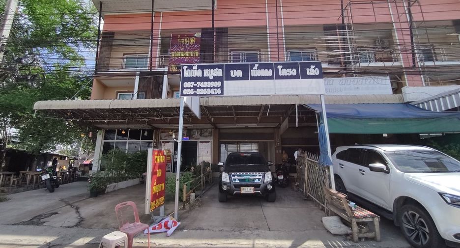 For sale 2 bed retail Space in Pluak Daeng, Rayong