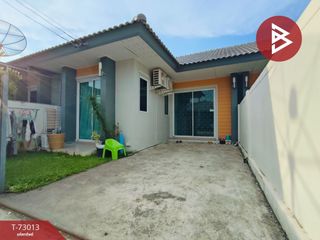 For sale 2 bed townhouse in Ban Pho, Chachoengsao