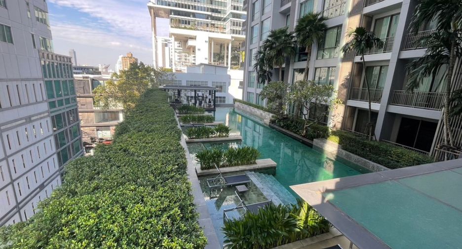 For rent and for sale 2 bedrooms condo in Watthana, Bangkok