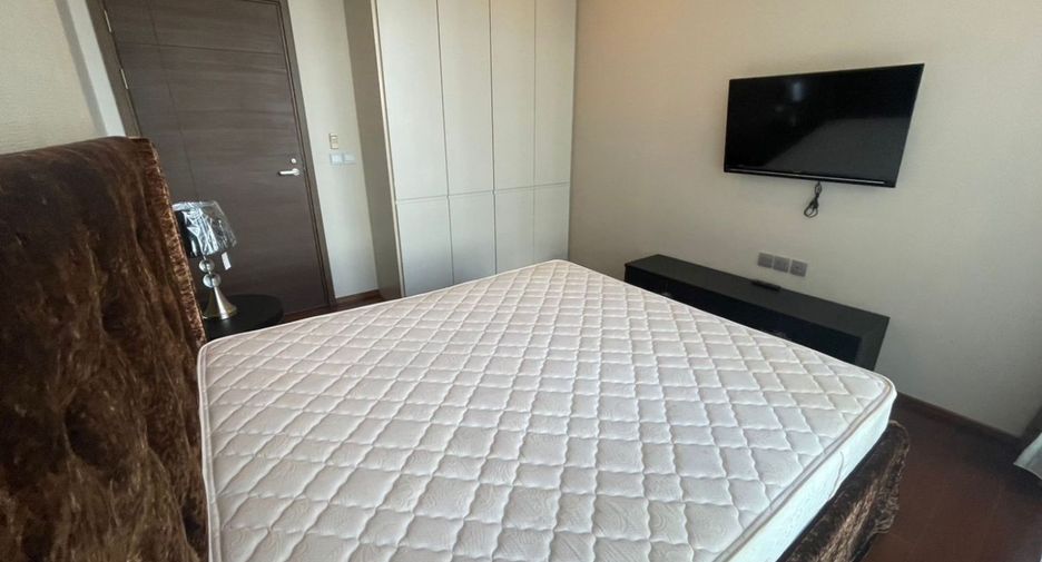 For rent and for sale 2 bedrooms condo in Watthana, Bangkok