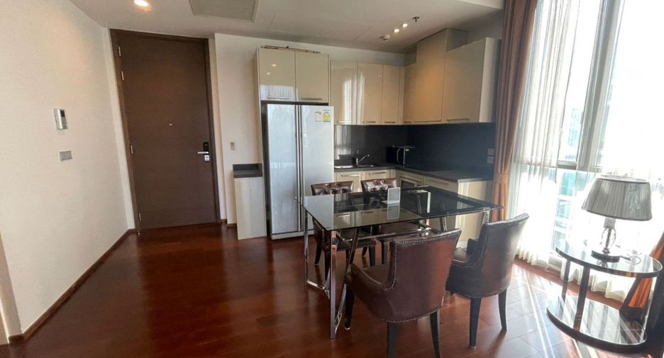 For rent and for sale 2 bedrooms condo in Watthana, Bangkok