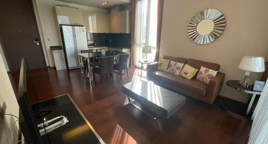 For rent and for sale 2 bedrooms condo in Watthana, Bangkok