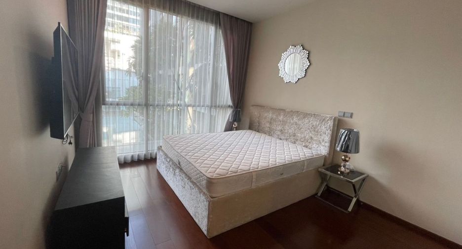 For rent and for sale 2 bedrooms condo in Watthana, Bangkok