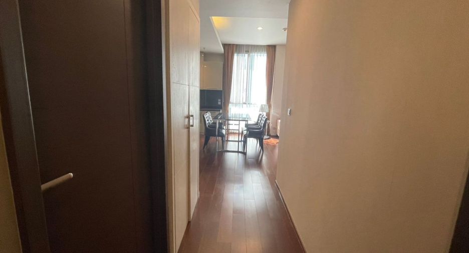 For rent and for sale 2 bedrooms condo in Watthana, Bangkok