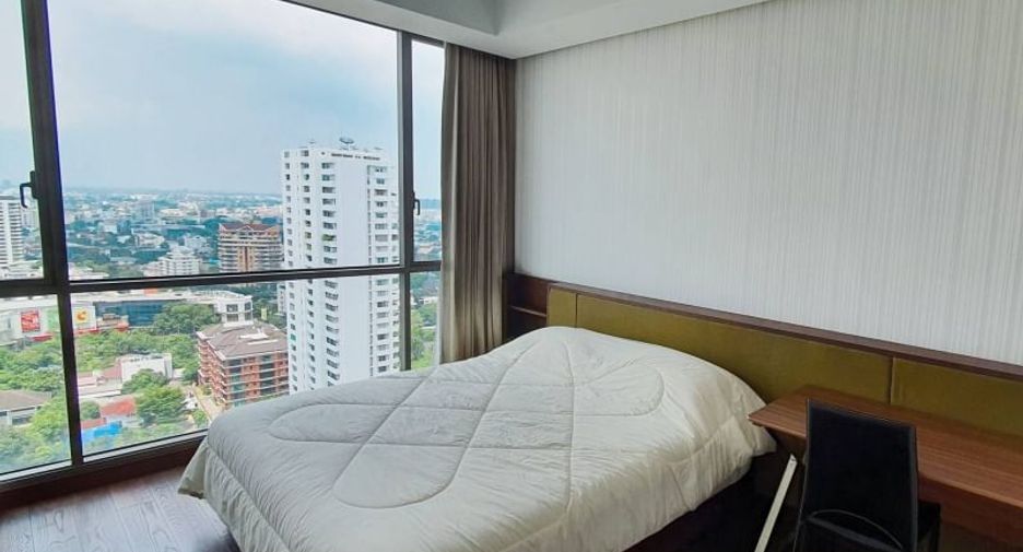 À vendre 2 chambres condo à Watthana, Bangkok