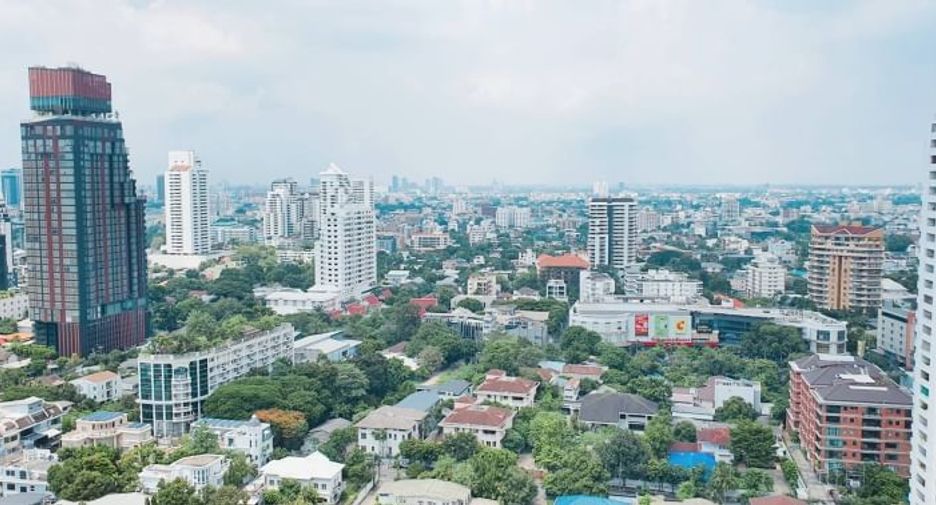À vendre 2 chambres condo à Watthana, Bangkok