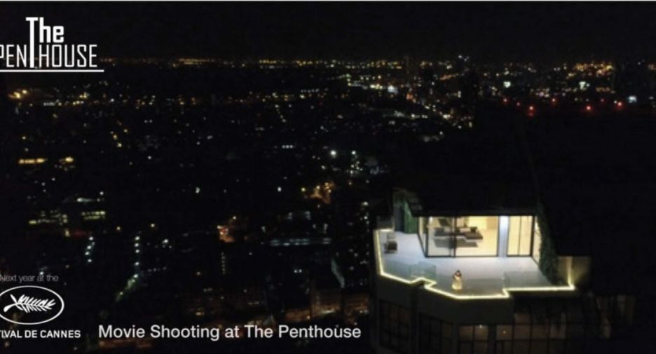 For sale 3 ベッドルーム condo in Sathon, Bangkok