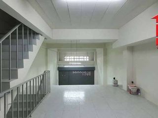 For rent and for sale warehouse in Mueang Samut Prakan, Samut Prakan