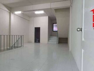For rent and for sale warehouse in Mueang Samut Prakan, Samut Prakan