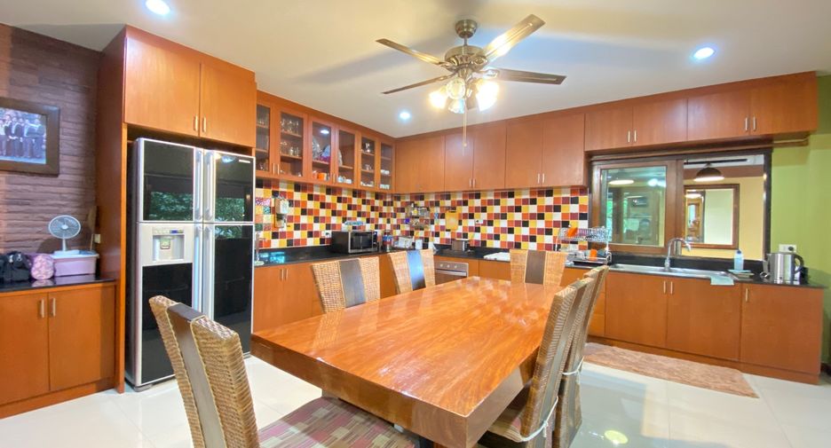 For sale 6 ベッドルーム house in Hang Dong, Chiang Mai