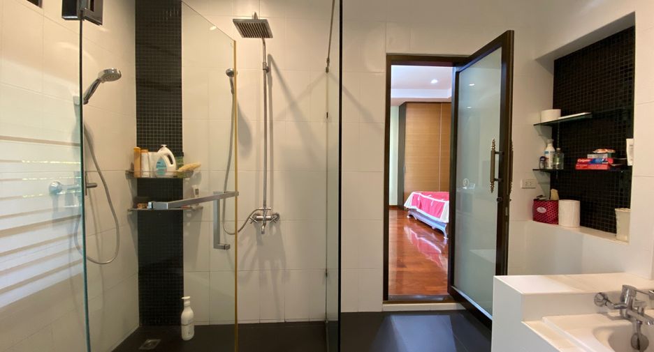 For sale 6 ベッドルーム house in Hang Dong, Chiang Mai