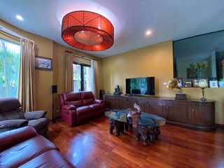 For sale 6 ベッドルーム house in Hang Dong, Chiang Mai