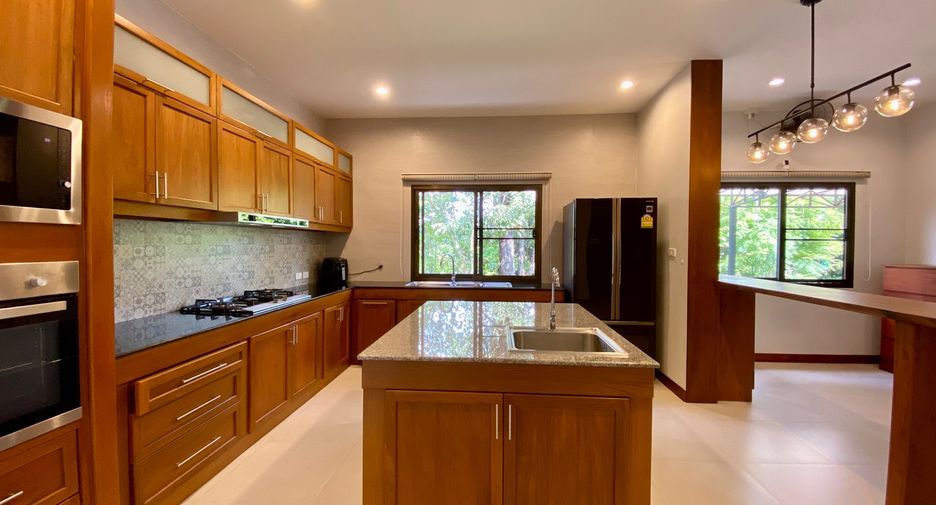 For rent 3 bedrooms house in Mae Rim, Chiang Mai