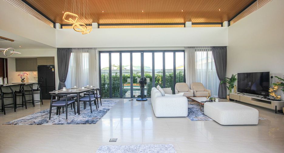 For sale 3 bedrooms villa in Hua Hin, Prachuap Khiri Khan