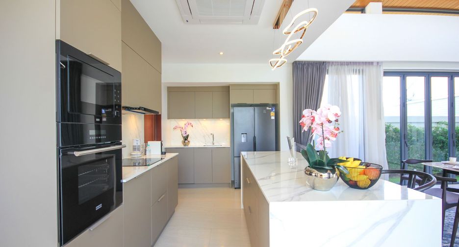 For sale 3 bedrooms villa in Hua Hin, Prachuap Khiri Khan