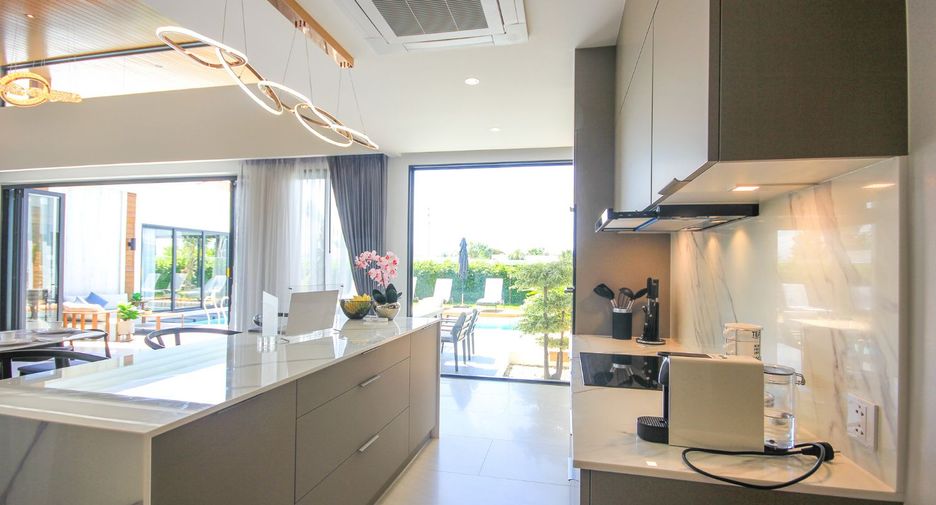 For sale 3 bedrooms villa in Hua Hin, Prachuap Khiri Khan
