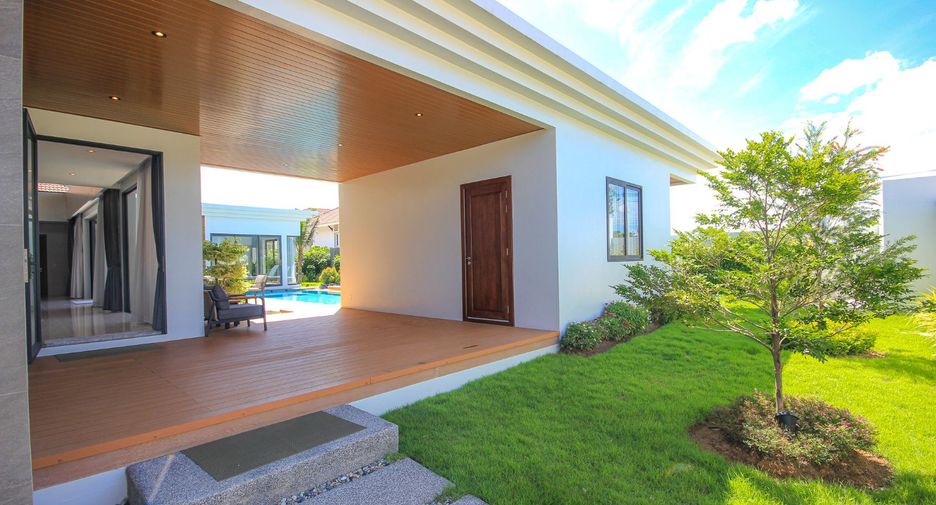 For sale 3 bedrooms villa in Hua Hin, Prachuap Khiri Khan