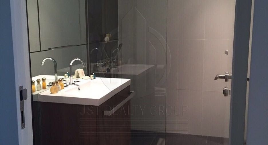 Wohnung zur Miete mit 2 Zimmer in Pathum Wan, Bangkok